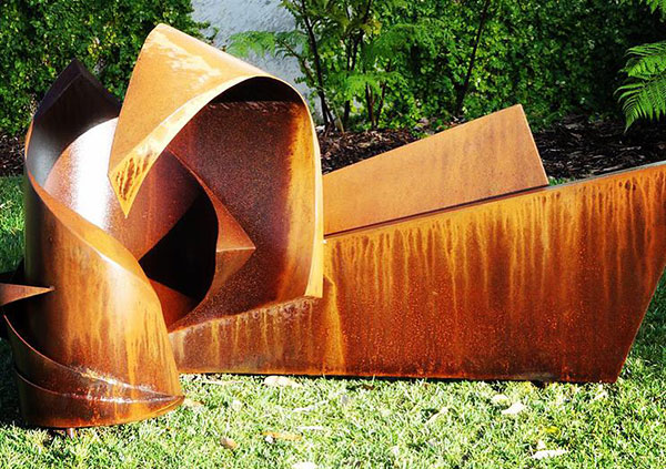 corten steel garden sculpture by eddie roberts